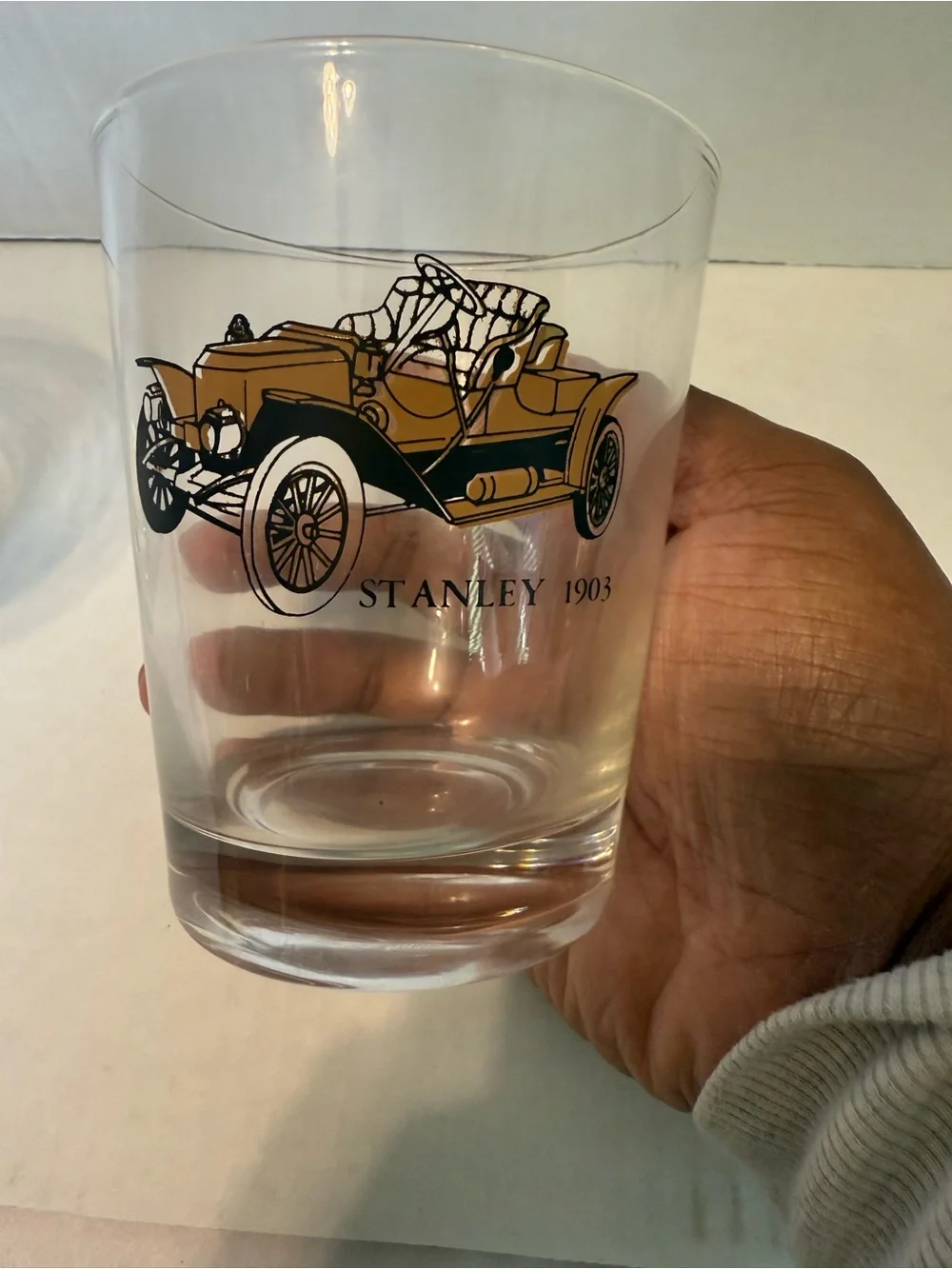 8 Vintage Automobile glasses.